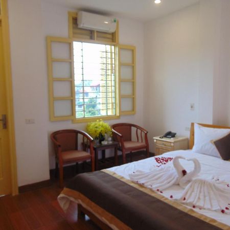 Thanh Huong Hotel Hanoi Bagian luar foto