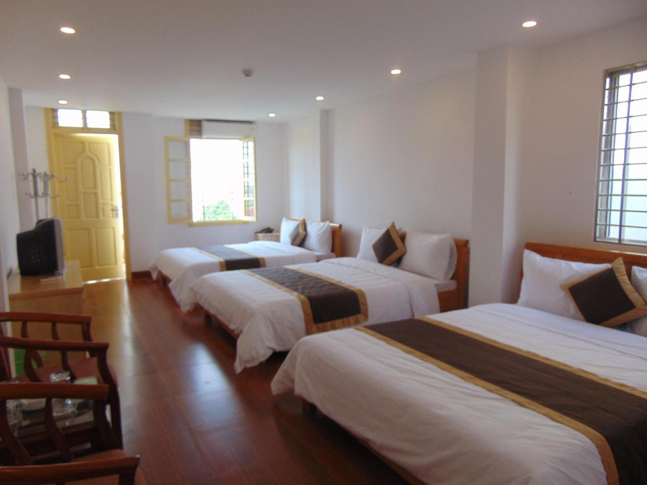 Thanh Huong Hotel Hanoi Bagian luar foto